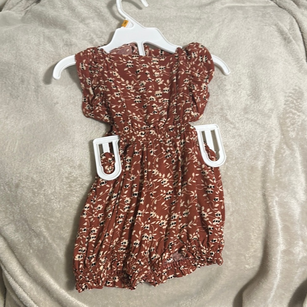Brown Sundress with Puff Sleeves and Square Neck for Casual Occasions